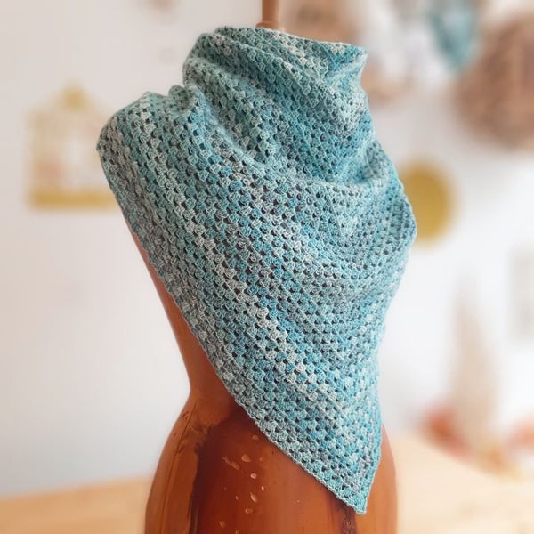 Châlé/Étole Crochet Main Artisanal Français KALINE - Sur Mesure - Blanc Ou Autre Couleur - Fait Main En Polyester